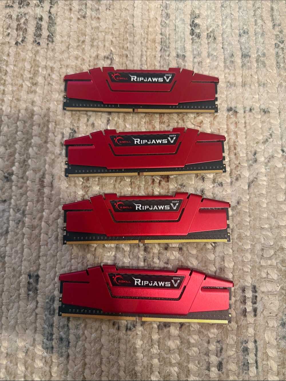 32GB (4x8GB) G.Skill Ripjaws V DDR4-2400 CL15